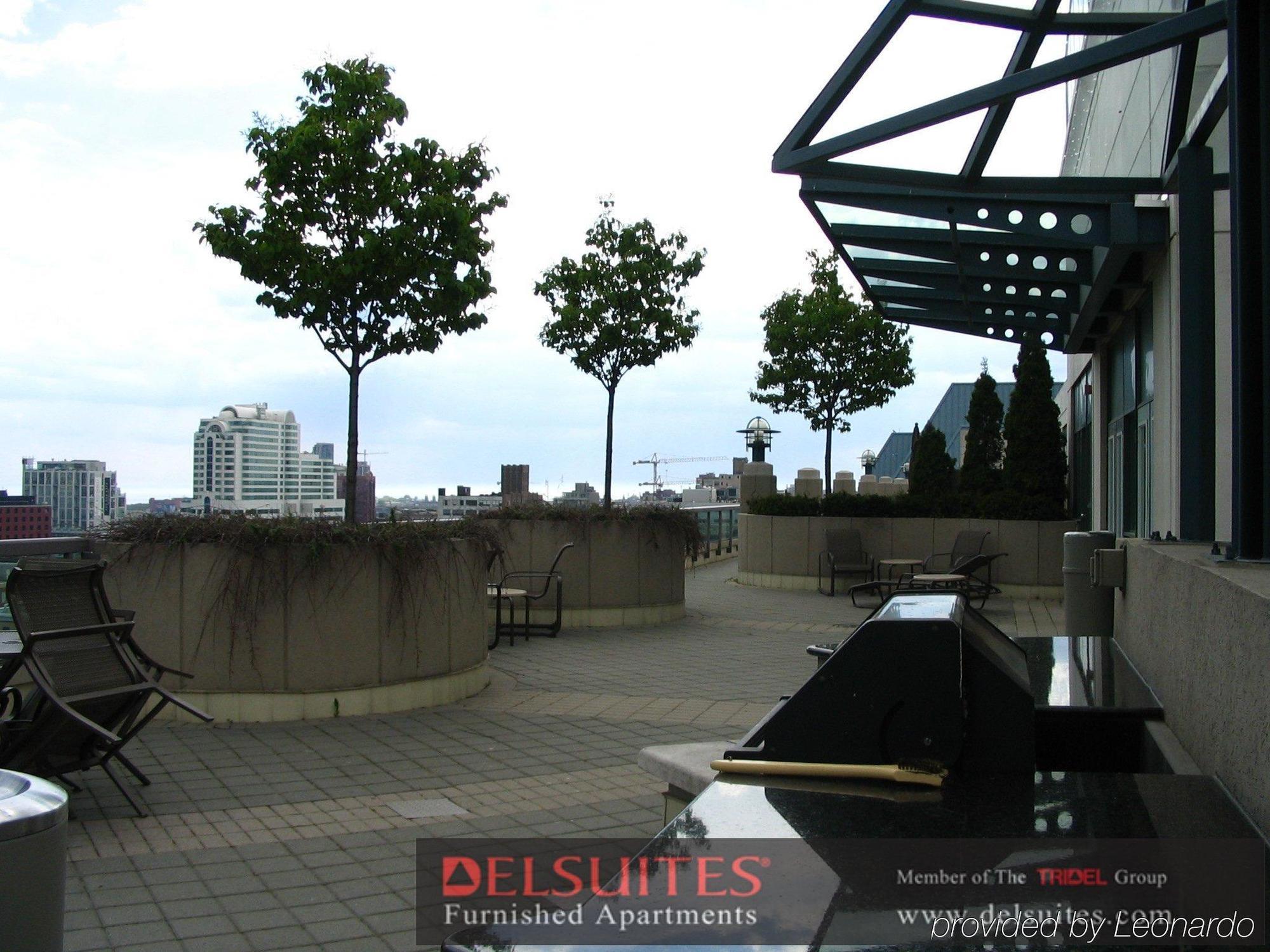 Toronto Luxury Accommodations - Qwest Exterior foto